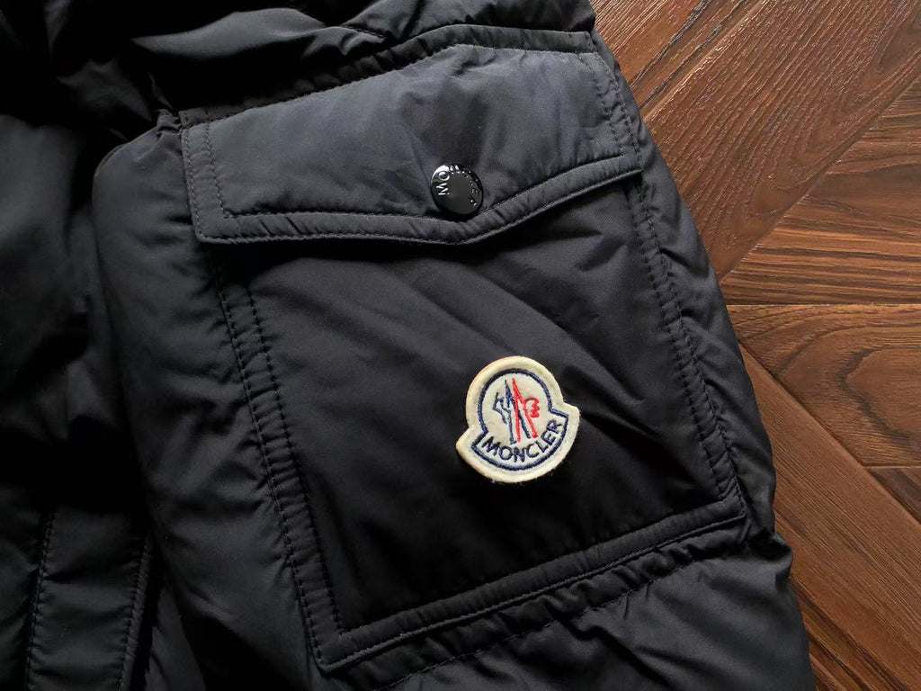 Moncler Vezere puffer jacket