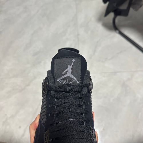 Air Jordan 4 - Black Cat