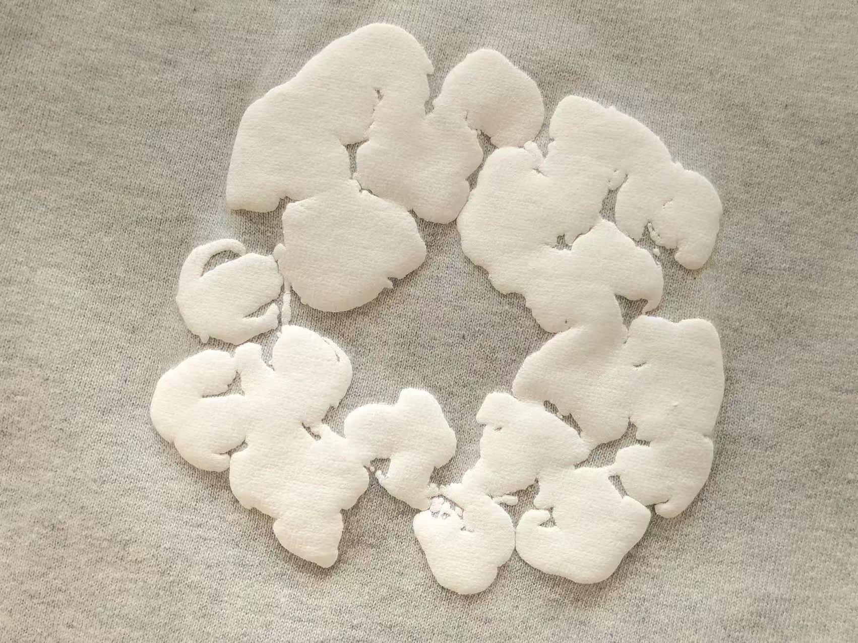 The Cotton Wreath Sweatshirt Grey