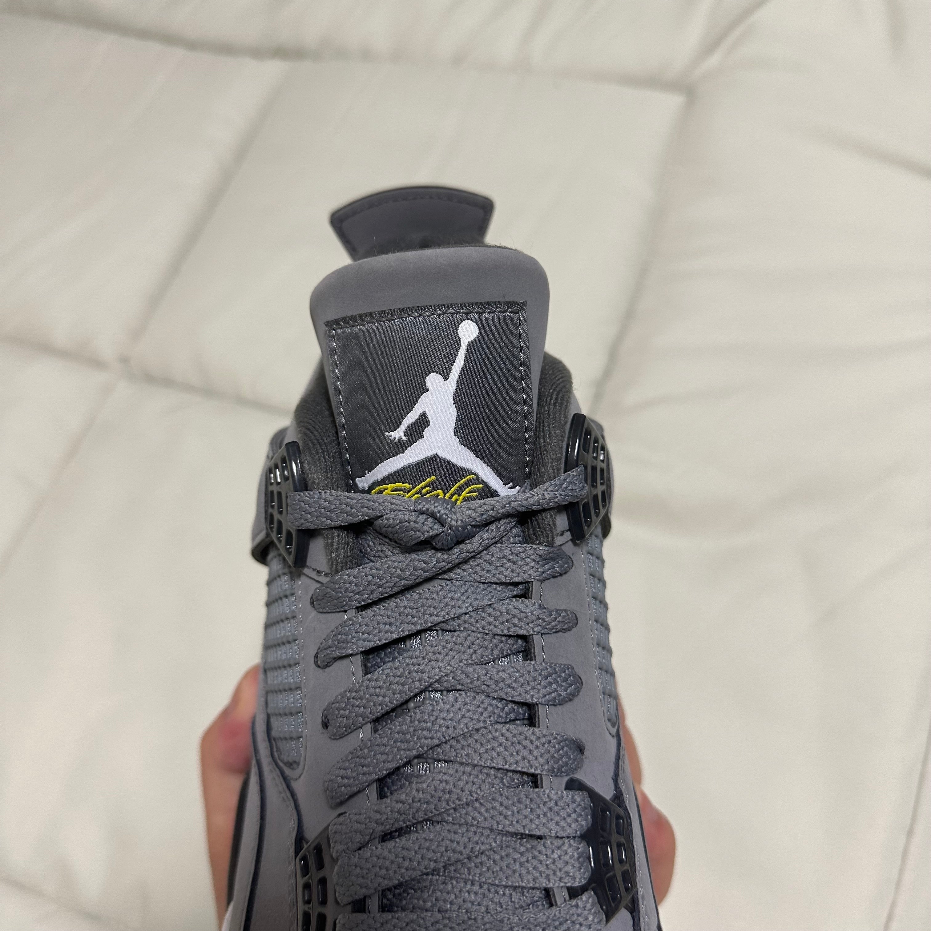 Air Jordan 4 - Cool Grey