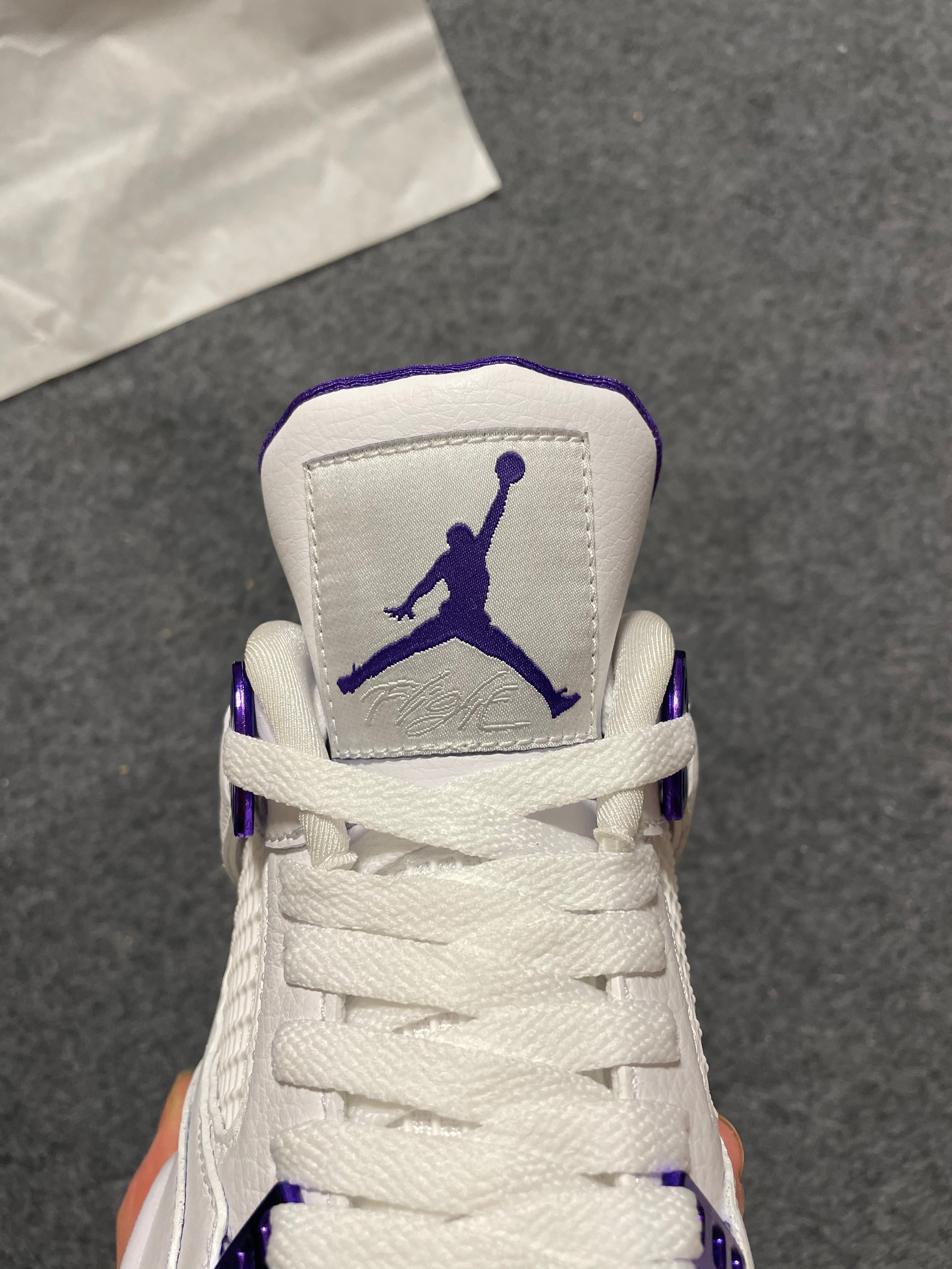 Air Jordan 4 - Metallic Purple