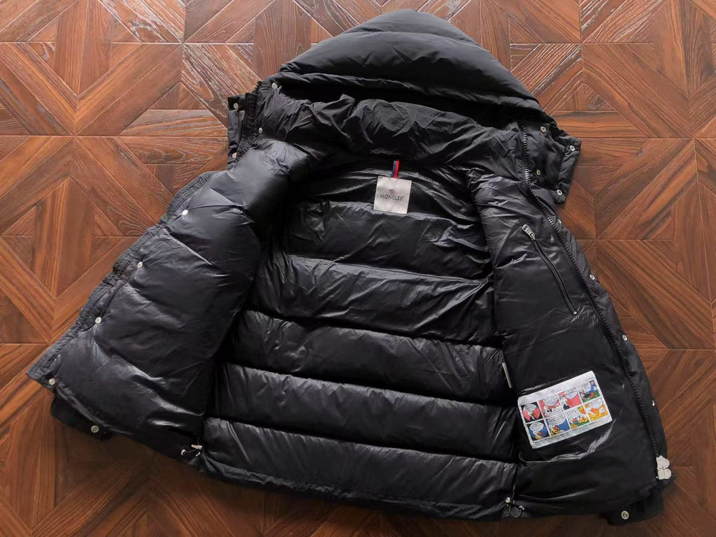 Moncler Vezere puffer jacket