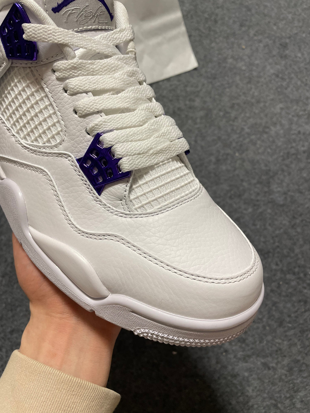 Air Jordan 4 - Metallic Purple