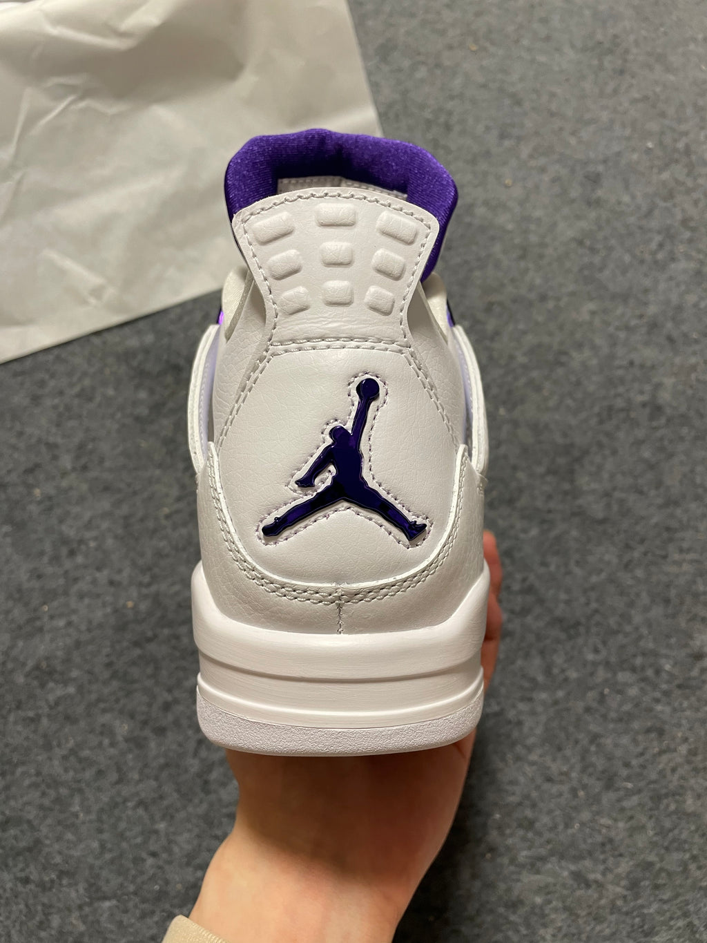 Air Jordan 4 - Metallic Purple
