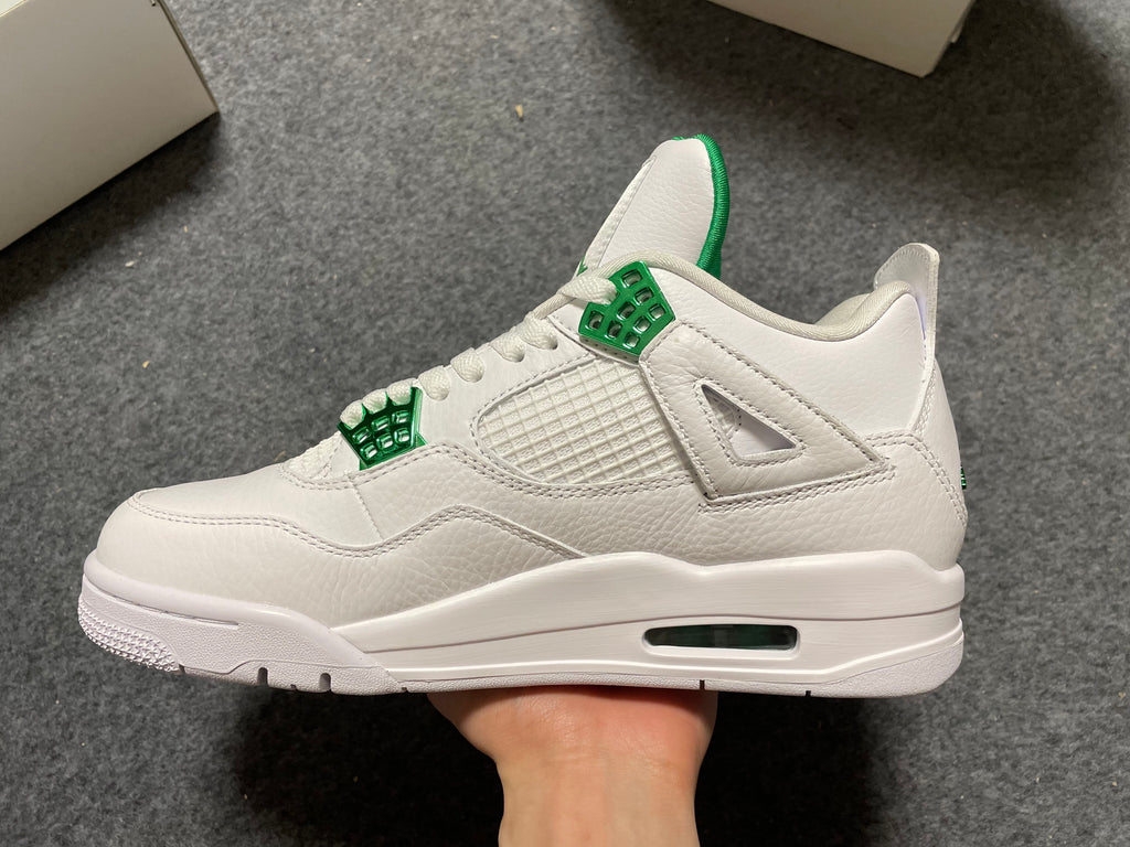 Air Jordan 4 - Metallic Green
