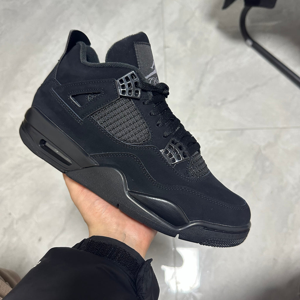 Air Jordan 4 - Black Cat